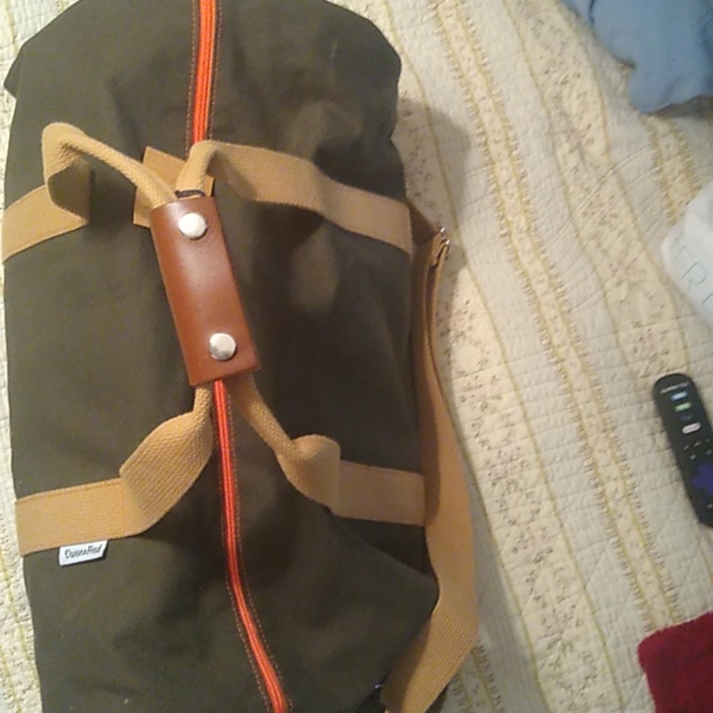 Owen & Fred - great duffel.  NWOT - has the Owen & Fred tag - Picture 3 of 4